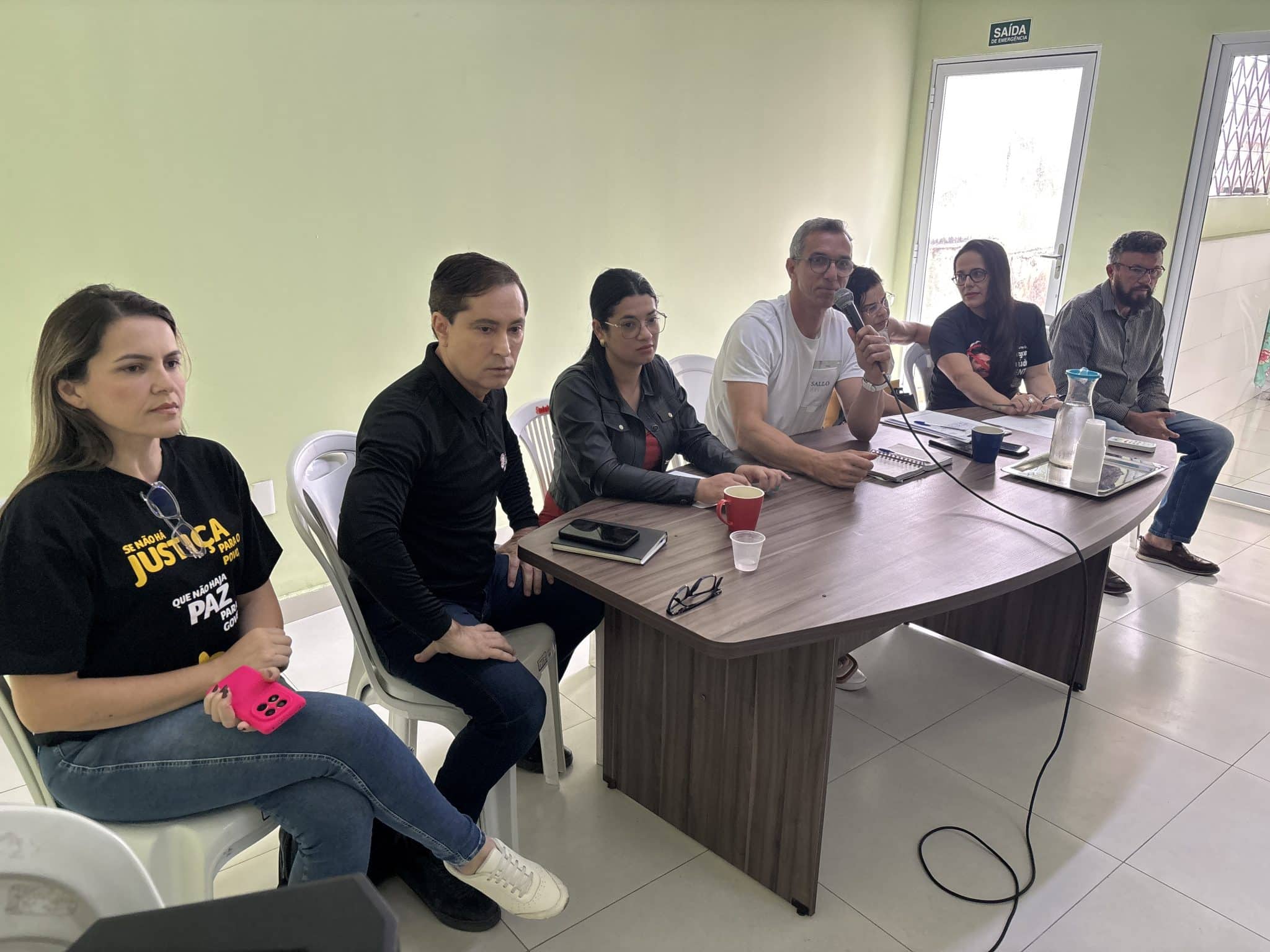 Em Assembleia, Servidores que recebem abaixo do Salário Mínimo no vencimento decidem realizar Ato Público no próximo dia 10